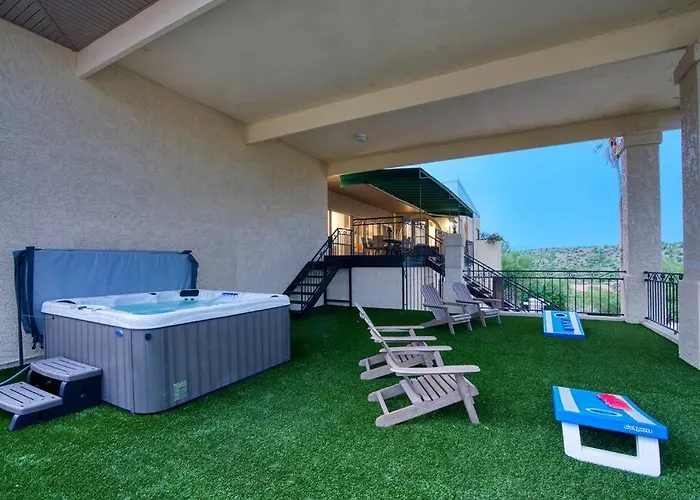 Scenic Four Peaks Vistas Private Pool & Hot Tub Holiday home